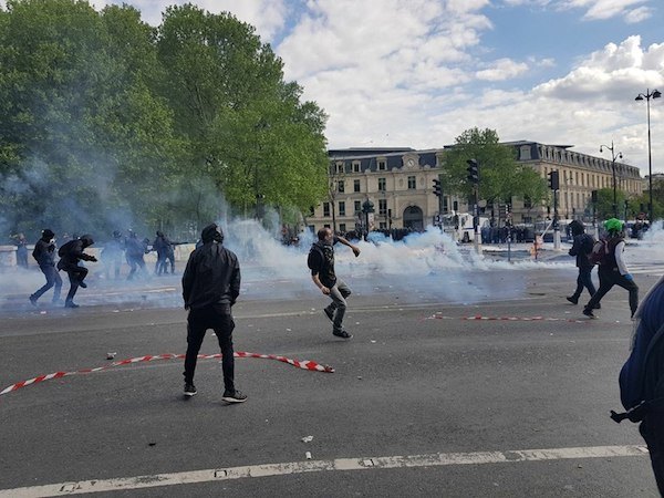 paris 1 mayıs 2018