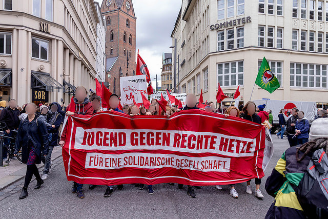 hamburg ırkçılığa karşı yürüyüş