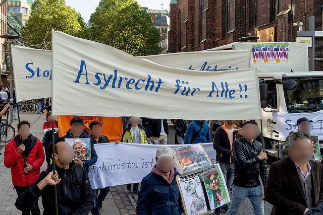 hamburg ırkçılığa karşı yürüyüş